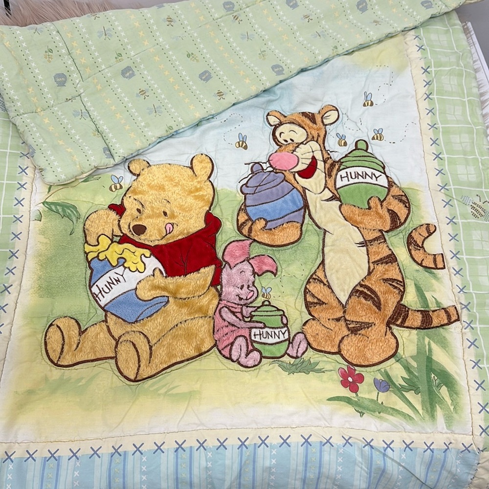 Winnie the Pooh Crib Quilt